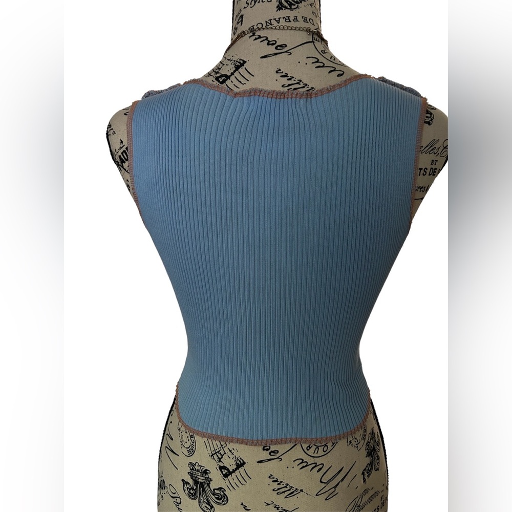 NWT Baby Blue Adjustable Peekaboo Top | Stretchy & Flattering - Picture 5 of 7